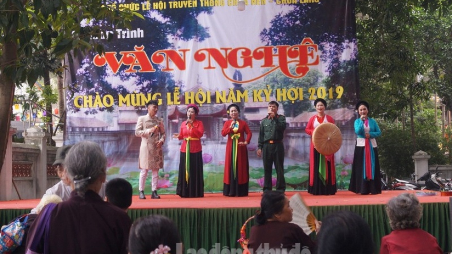 Lang Pagoda festival opens in Hanoi