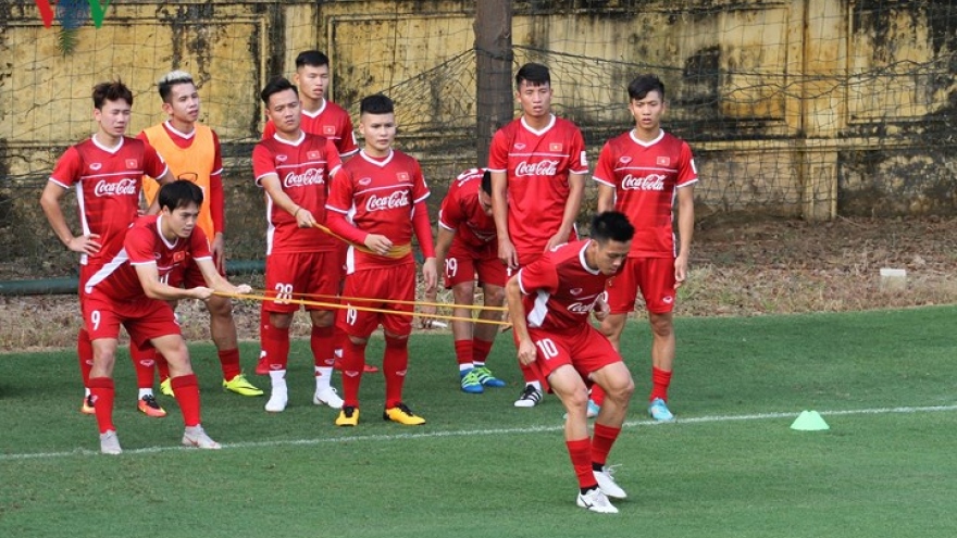 National men’s football team practice hard ahead of 2018 AFF Suzuki Cup