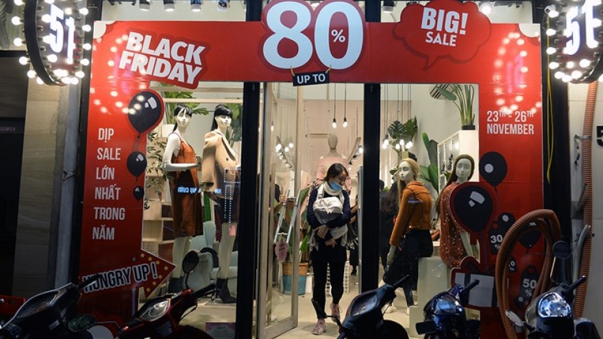 US-style Black Friday hits Hanoi