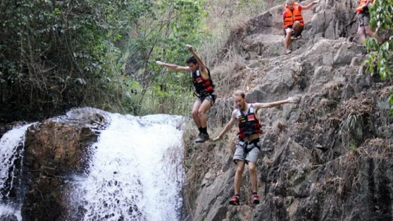 Safety neglected at adventure tourism spots in Vietnam’s Da Lat