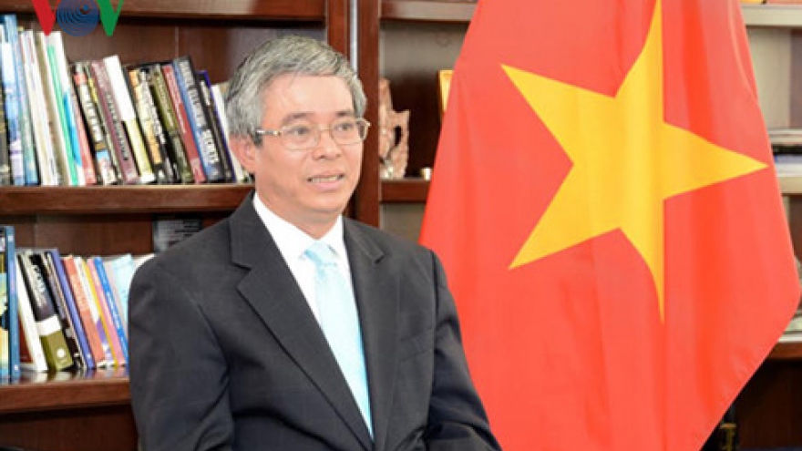 
        Vietnam Ambassador expects big deals during Obama visit
                              