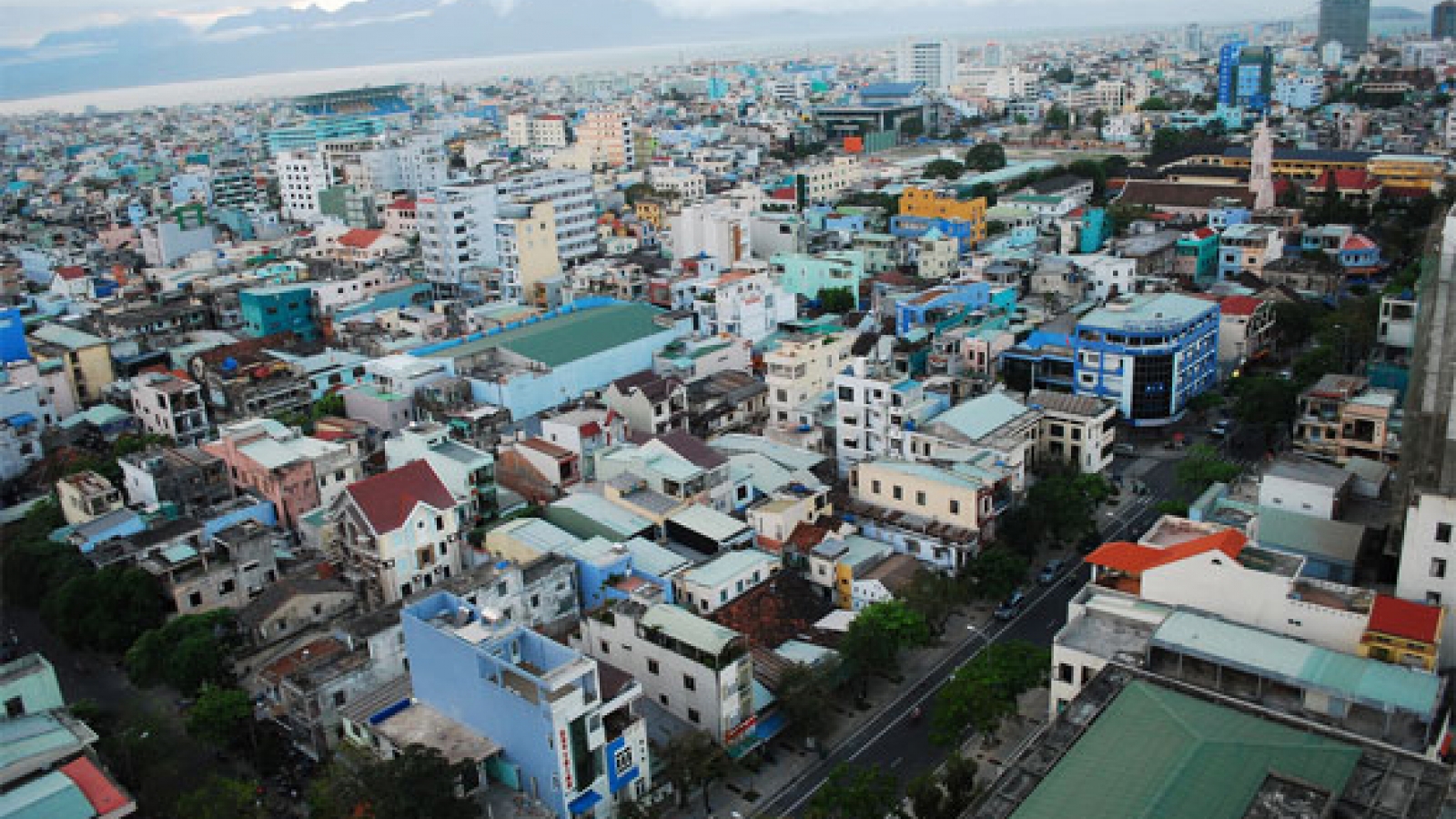 Danang and Lao localities boost cooperation