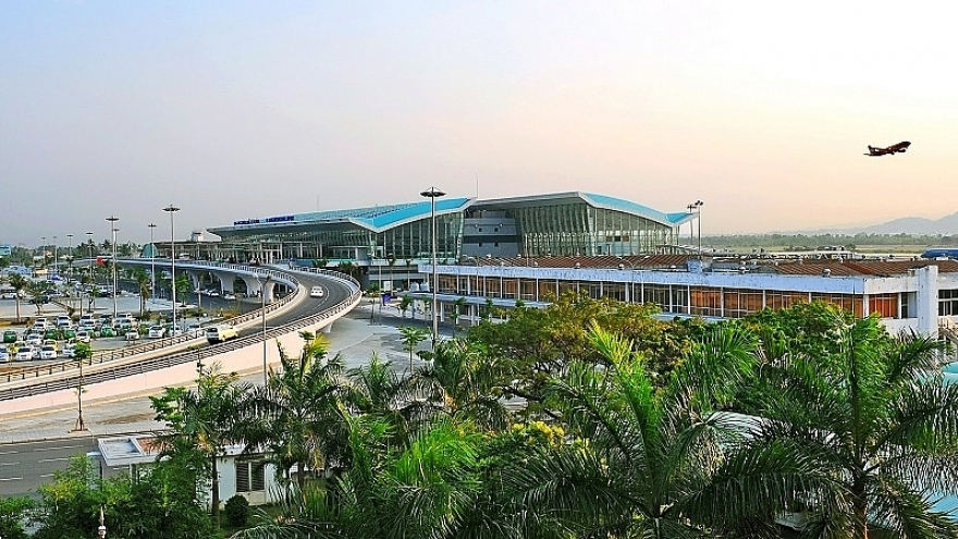 Danang International Airport requests third terminal