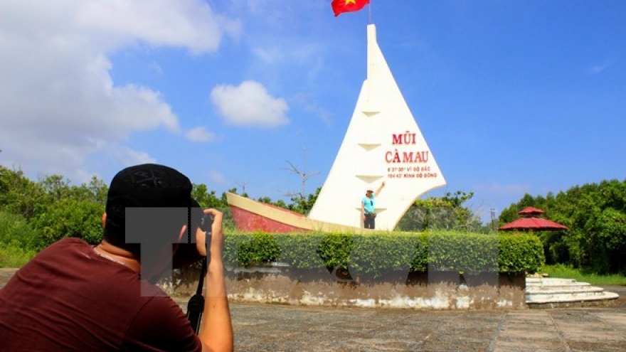Dat Mui tourism site welcomes nearly 7,000 visitors during Tet