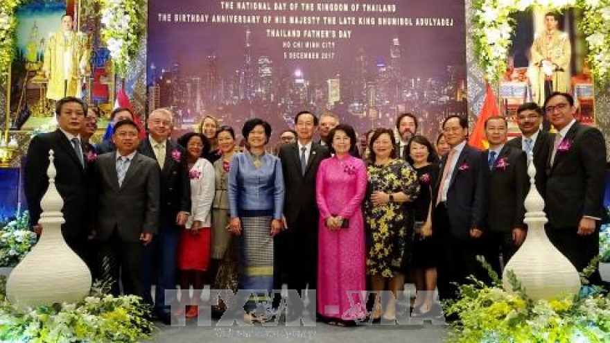 Thai late King Bhumibol’s birthday marked in HCM City