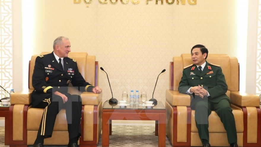 Vietnam, US boost defence ties