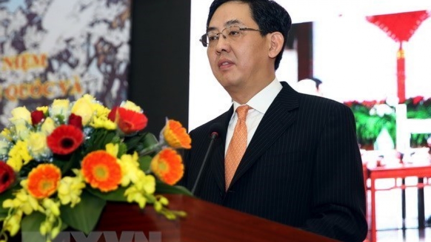Defence minister receives Chinese ambassador