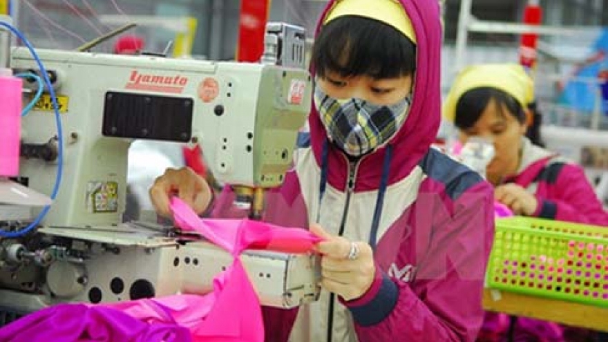 
        TPP may help Vietnam sew up clothing exports
                              