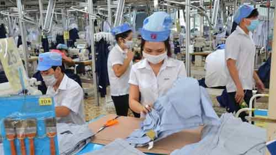 Vietnam seeks new avenues into Cambodia markets