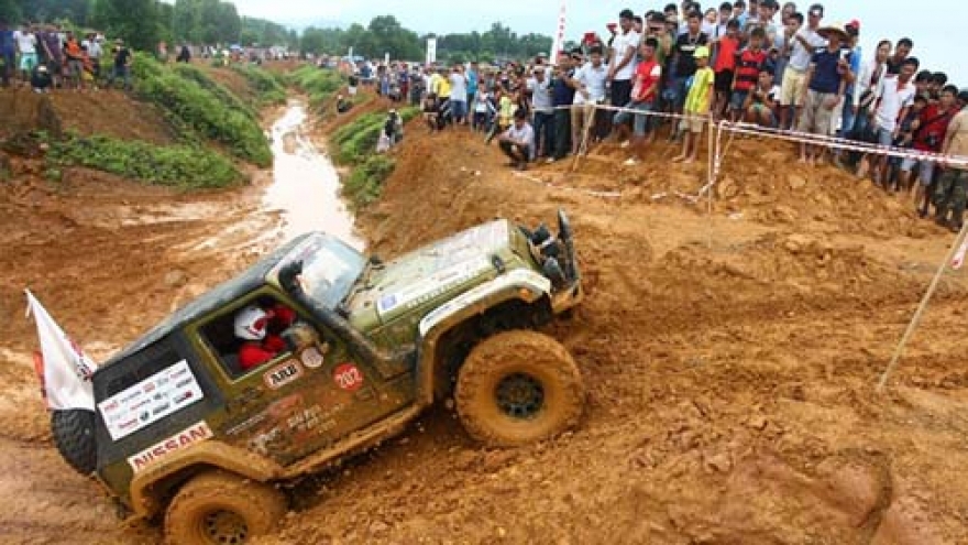 Teams prepare for Vietnam Offroad Cup 