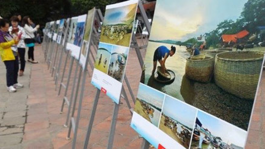 ‘Dialogue with Rivers' exhibition opens
