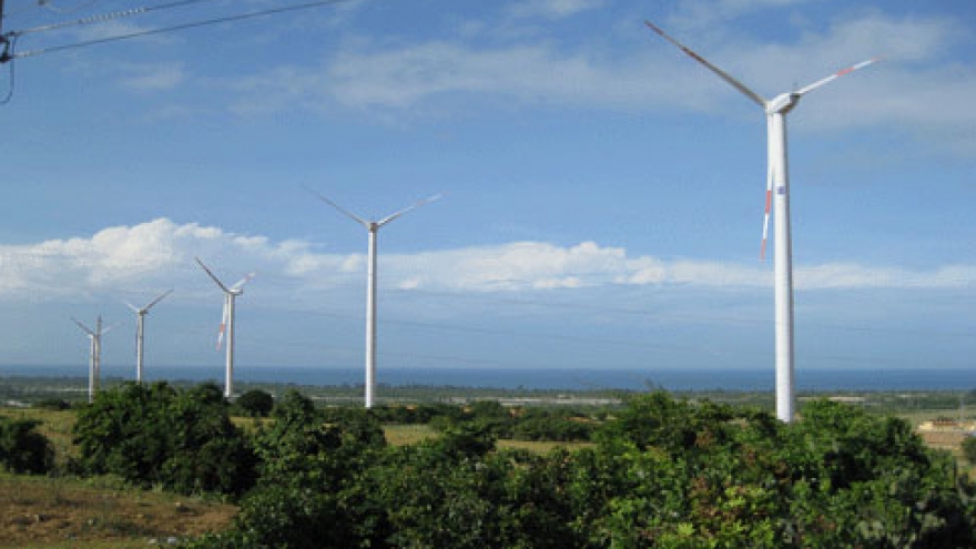 Investors eye Vietnam wind energy projects