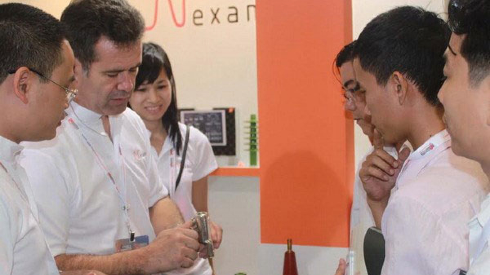 182 businesses attend electricity technology exhibition