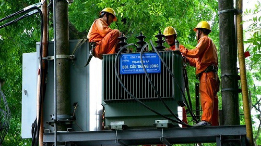 
        Project to provide electricity for Ca Mau
                              