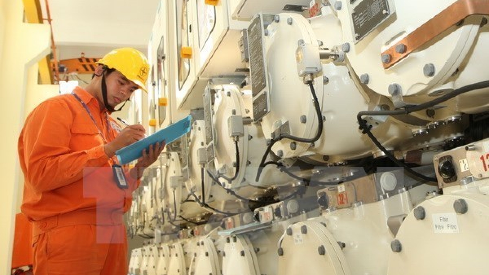 EVN accelerating electricity projects to ensure supply for next year
