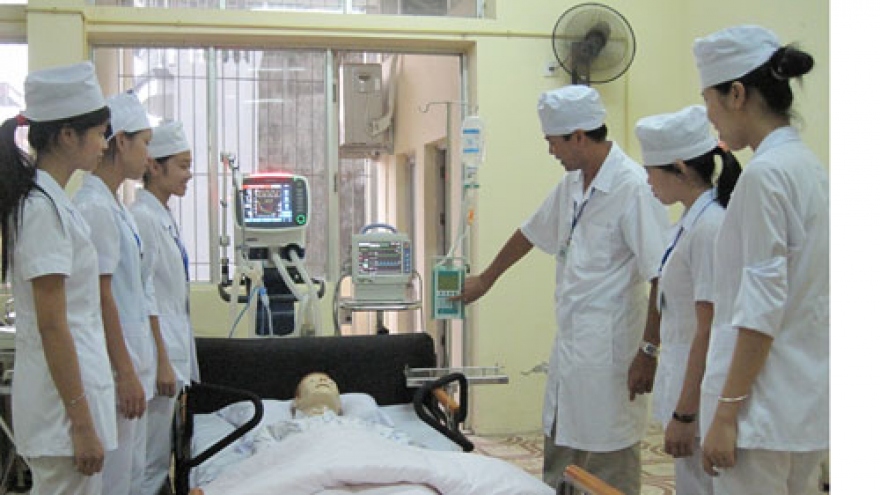 
        Japan provides aid for orderly training 
                              