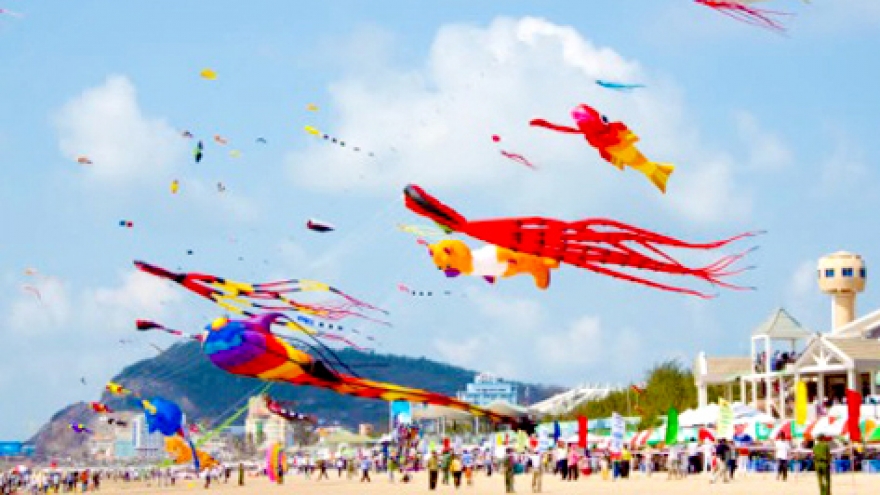 Vietnam Art Kite Festival 2015 in Vung Tau