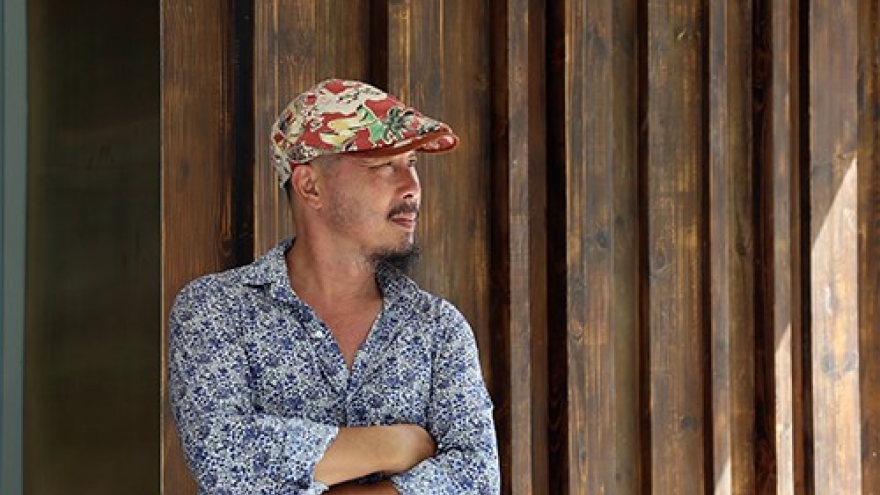 Pig sculptures welcome Lunar New Year