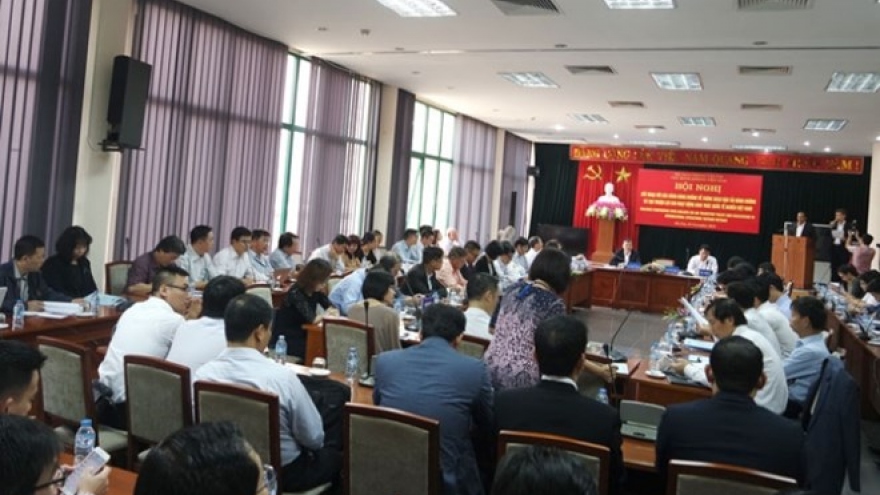 Airlines talk facilitating transport