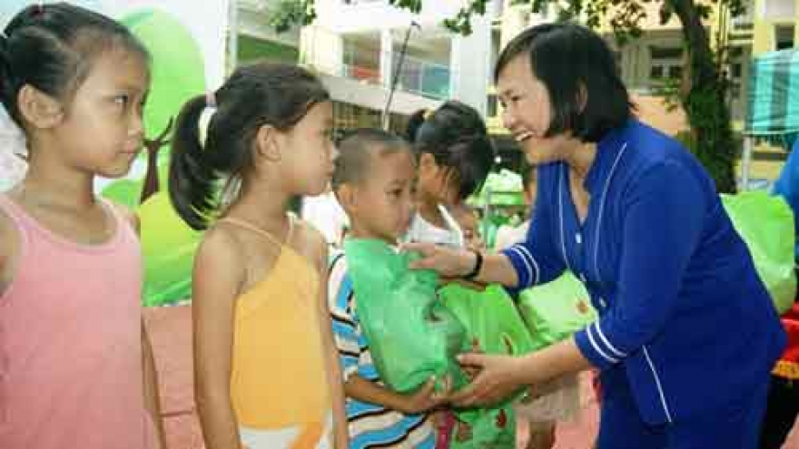 Dong Nai pays attention to taking care of children