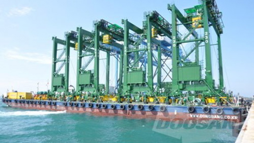 Doosan Vina exports container cranes to Saudi Arabia