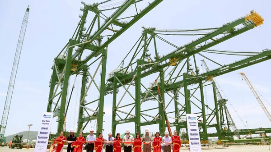 Doosan Vina exports cranes to India