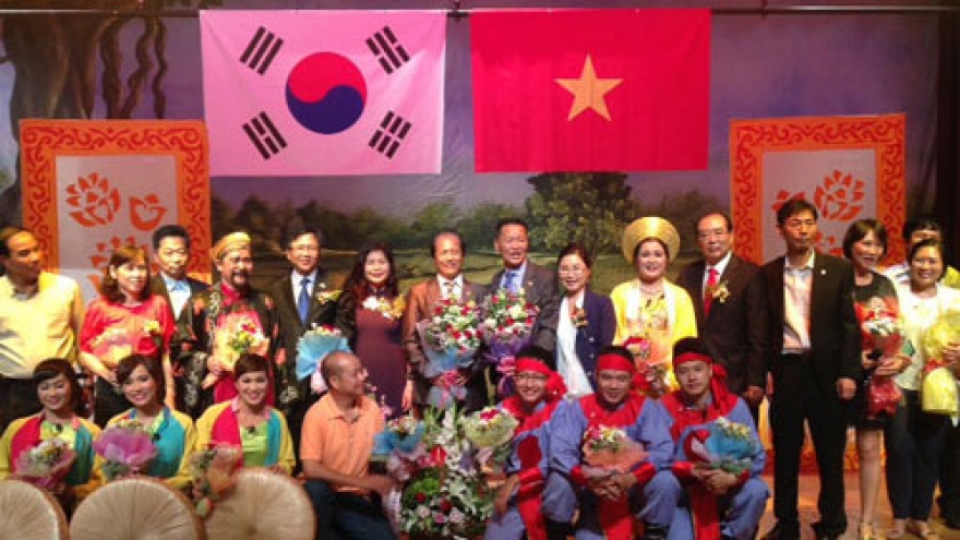 Vietnamese folk humour enthrals Korean audiences