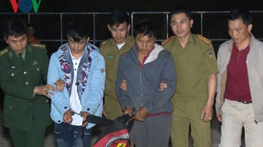Nghe An police catch two drug traffickers