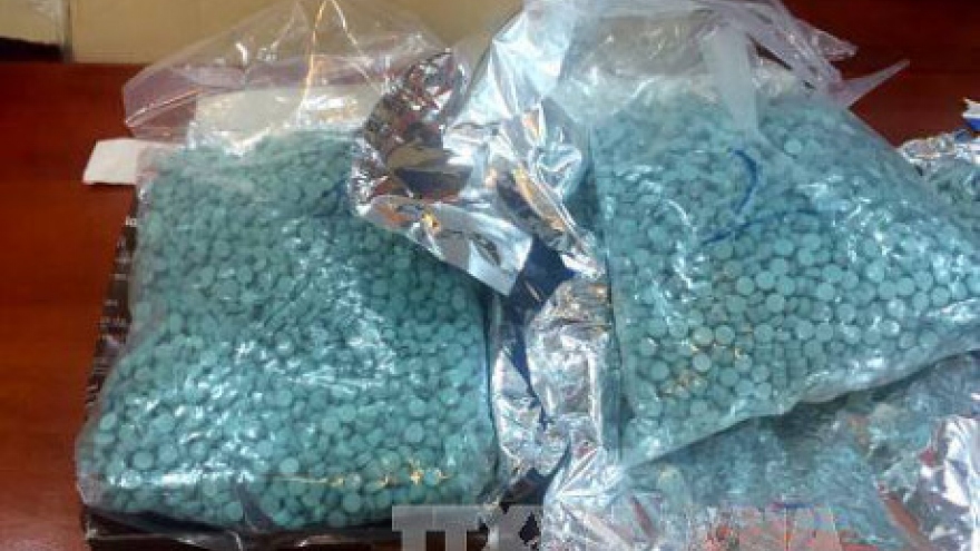 Hanoi police seize 7,500 meth pills during drug bust