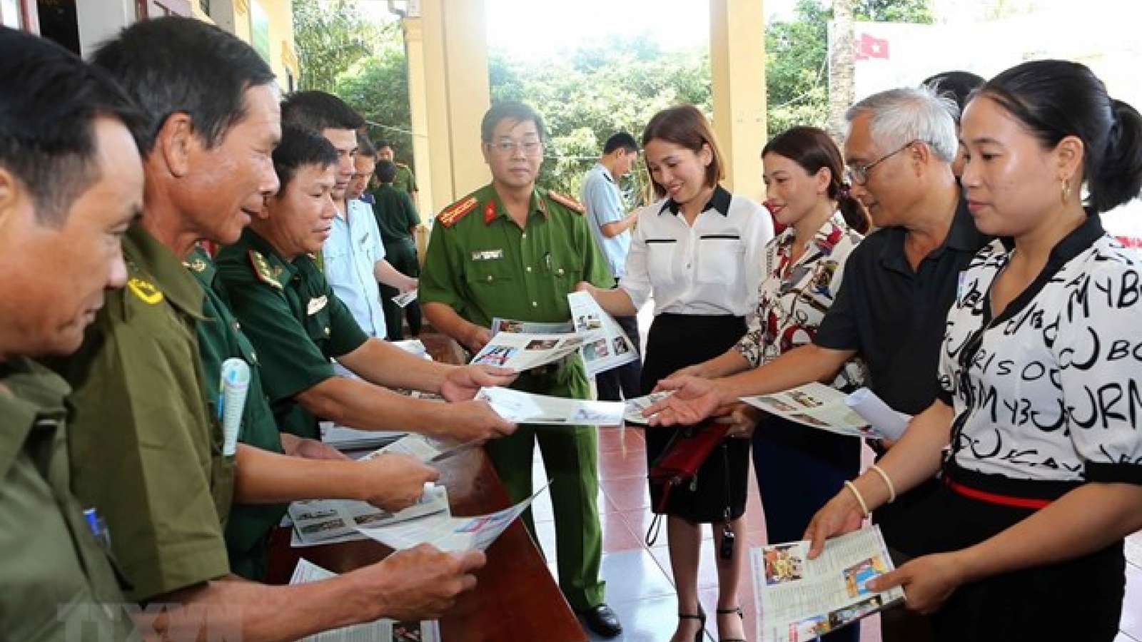 Extra efforts needed to curb flow of drugs into Vietnam