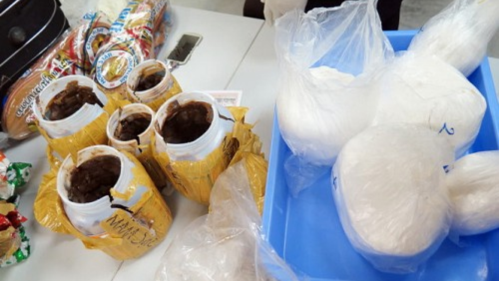 Aussie septuagenarian caught at Vietnam airport trafficking drugs