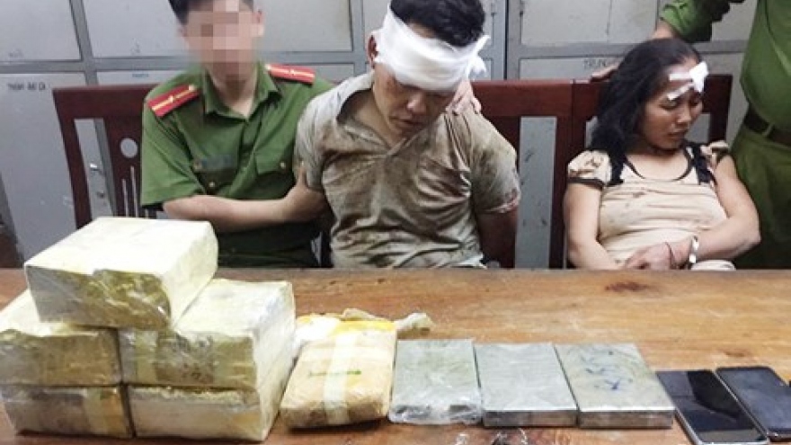 Couple arrested for trafficking drugs from Laos
