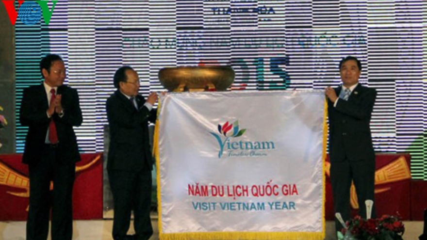 Vietnam augments tourism cooperation with Russia