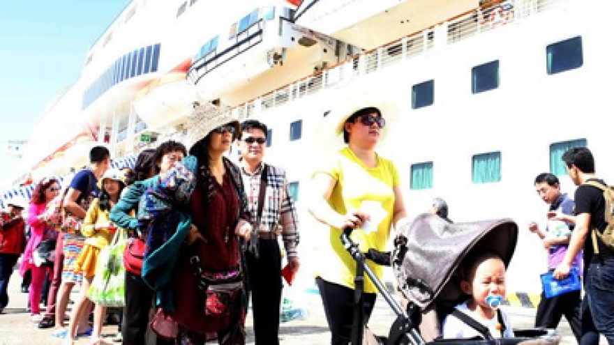 Vietnam receives 3.75 mln foreign arrivals in five months