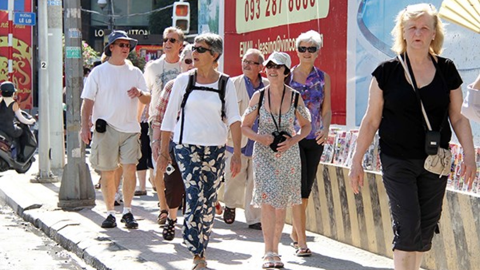 Hanoi to continue tourism promotion on CNN