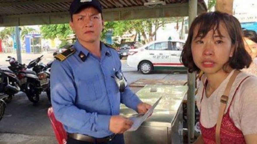 Korean woman bursts into tears after losing purse in Vung Tau