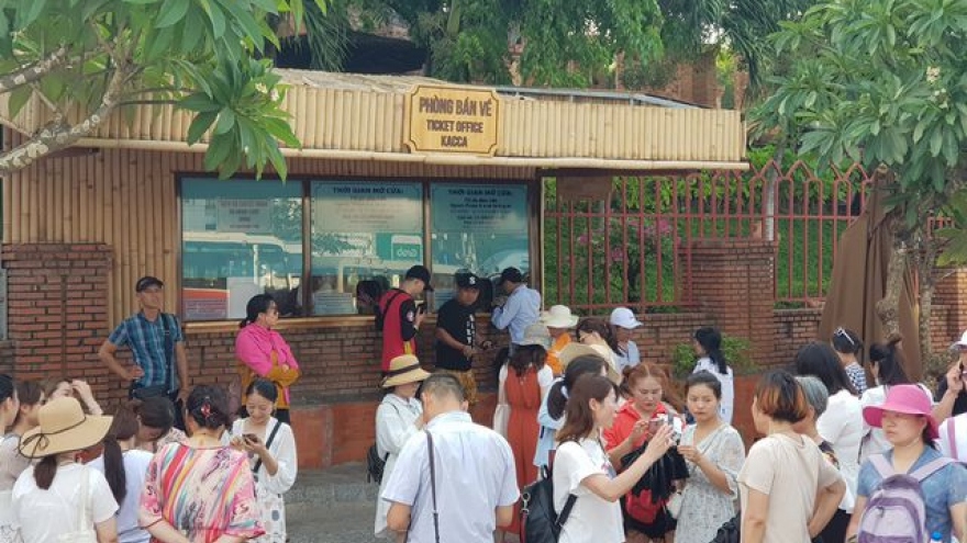 Nha Trang enjoys influx of visitors from Northeast Asia