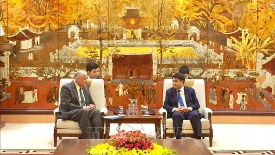Hanoi leader welcomes delegation of LDS Church