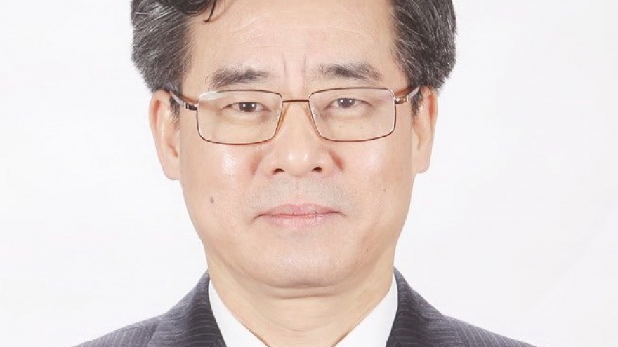 Vietnam Party officials learn Singapore’s management experience