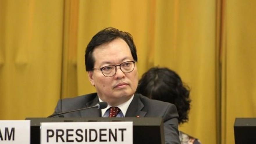 Vietnam chairs final plenary sessions of disarmament conference