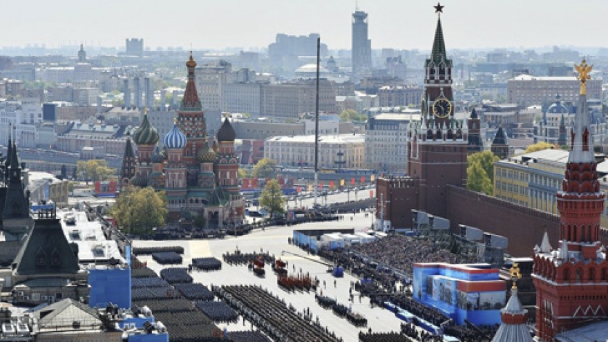 President Sang attends Russia's victory parade