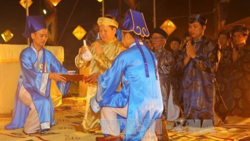 Thua Thien-Hue: ceremony prays for good weather, bumper crops