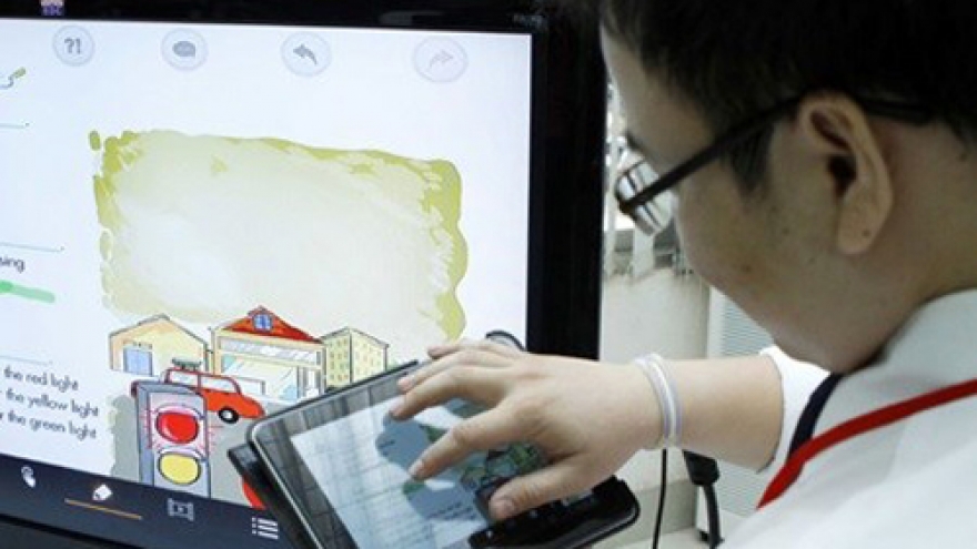 E-books of Vietnamese historical, folk tales take on int’l market