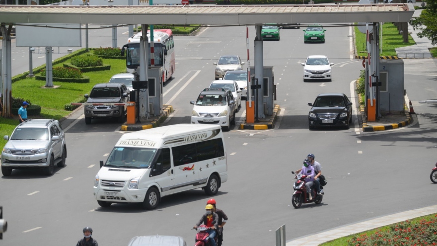 Airport road toll raises eyebrows in Vietnam