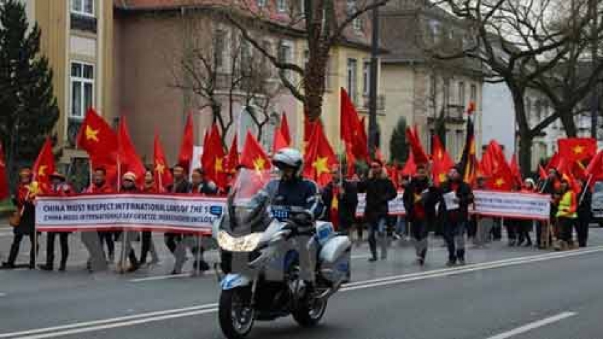 OVs in Germany protest China’s acts in East Sea