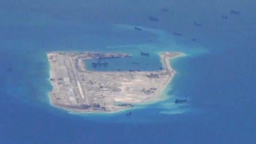 US sees China boosting military presence after island-building spree
