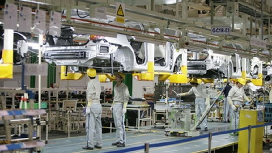 Japanese businesses incentivized to invest in automobile, energy