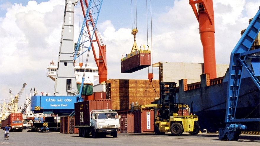 National economy stays stable