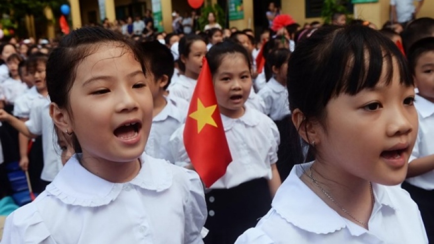 Vietnam plans to teach foreign language from first grade