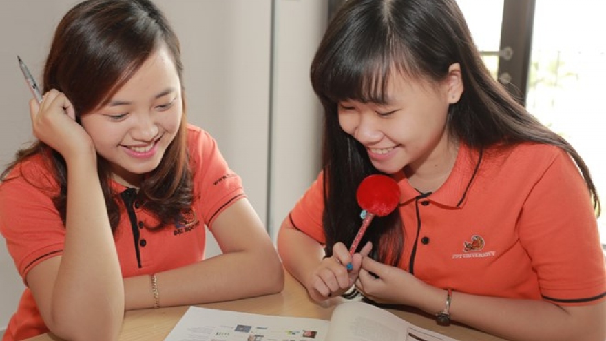 
        FPT University to publish US education magazine
                              